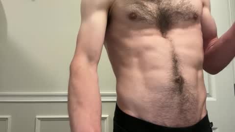 Snapshot of niko9inches chatting on October 23, 2025, 6:28 pm niko9inches online show from October 23, 2025, 6:28 pm