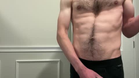 Snapshot of niko9inches chatting on October 28, 2025, 7:05 pm niko9inches online show from October 28, 2025, 7:05 pm