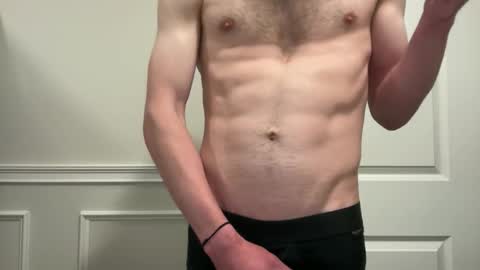 Snapshot of niko9inches chatting on April 16, 2026, 3:57 pm niko9inches online show from April 16, 2026, 3:57 pm