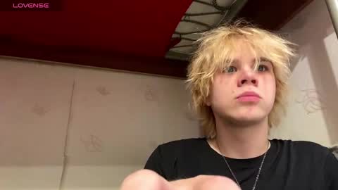 Snapshot of nikolasbucks chatting on January 9, 2026, 10:22 pm nikolasbucks online show from January 9, 2026, 10:22 pm