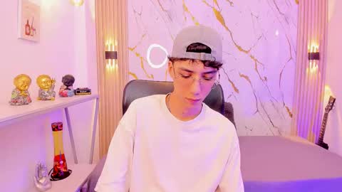 Snapshot of nikolay_gregori chatting on February 13, 2026, 4:19 am online show from February 13, 2026, 4:19 am