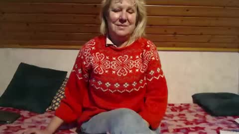 Snapshot of nikole111 chatting on February 2, 2025, 10:02 am Nikole1 online show from February 2, 2025, 10:02 am