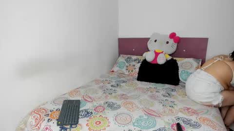 Snapshot of nikoleevanss chatting on February 5, 2026, 2:38 am Nikole online show from February 5, 2026, 2:38 am