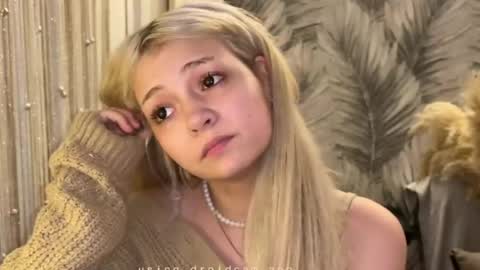 Snapshot of nikoli_naw chatting on June 15, 2026, 6:43 pm nikoli_naw online show from June 15, 2026, 6:43 pm