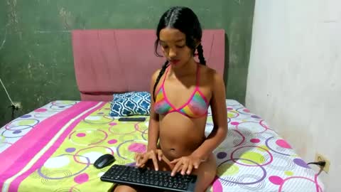Snapshot of nikoll_lan chatting on June 12, 2026, 3:05 am nikoll_lan online show from June 12, 2026, 3:05 am