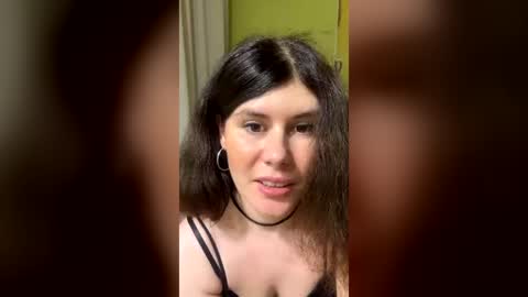Snapshot of nikoltravel2 chatting on July 6, 2026, 9:28 pm Nikoltravel2 online show from July 6, 2026, 9:28 pm