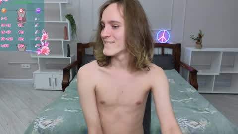 Snapshot of nikompell chatting on December 26, 2024, 5:15 am niko online show from December 26, 2024, 5:15 am