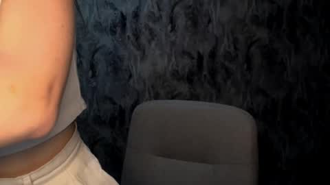 Snapshot of nikonara_ chatting on July 6, 2026, 6:21 pm nikonara_ online show from July 6, 2026, 6:21 pm