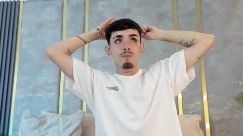 Niko Stone online show from December 21, 2025, 4:19 am