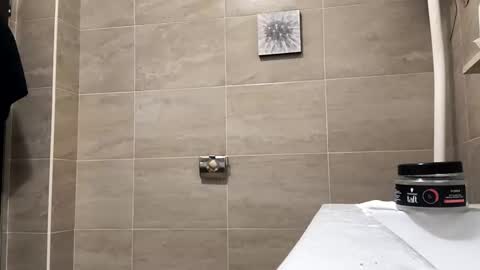 Snapshot of niks1412985 chatting on November 20, 2025, 1:06 am Niks online show from November 20, 2025, 1:06 am