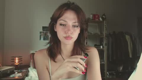 Snapshot of niky_jess chatting on June 9, 2026, 8:15 am Veronica online show from June 9, 2026, 8:15 am