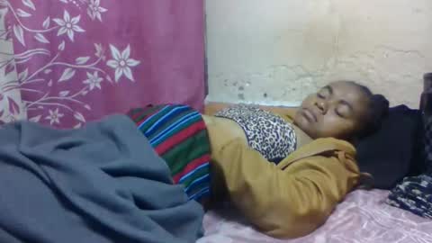 nilah online show from October 31, 2025, 2:34 am