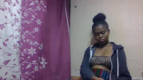 nilah online show from November 7, 2025, 11:49 pm