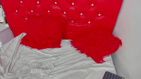 Nina online show from December 28, 2024, 5:02 am