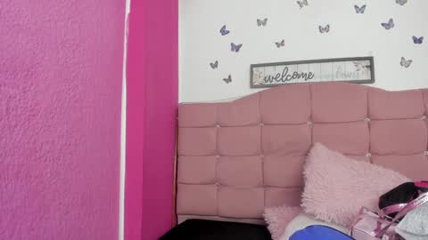 Nina online show from December 31, 2024, 1:30 pm