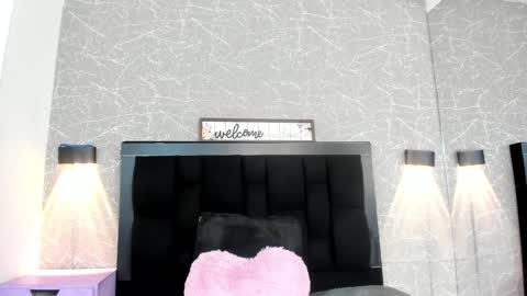 Nina online show from January 21, 2025, 6:54 am