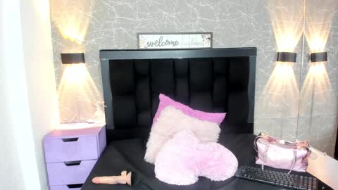 Nina online show from January 31, 2025, 6:02 am