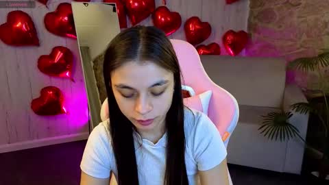 Snapshot of nina_fierce chatting on March 10, 2026, 1:43 am Ketrin online show from March 10, 2026, 1:43 am