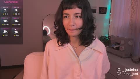 Snapshot of nina_just chatting on January 18, 2025, 10:39 pm Nina. online show from January 18, 2025, 10:39 pm
