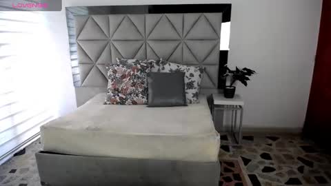 Snapshot of nina_pons chatting on January 8, 2025, 8:29 pm Nina online show from January 8, 2025, 8:29 pm