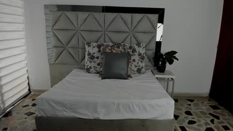 Snapshot of nina_pons chatting on March 7, 2025, 8:33 pm Nina online show from March 7, 2025, 8:33 pm