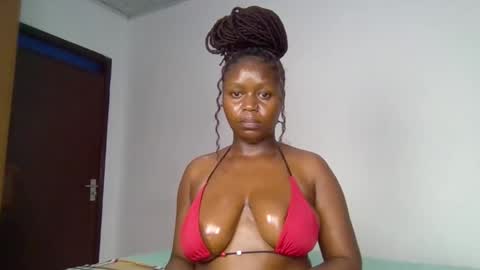 Snapshot of nina_ray1 chatting on January 18, 2026, 1:15 pm Nina online show from January 18, 2026, 1:15 pm