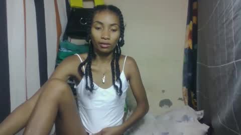 Snapshot of ninaeaa chatting on March 21, 2026, 10:09 am ninaeaa online show from March 21, 2026, 10:09 am
