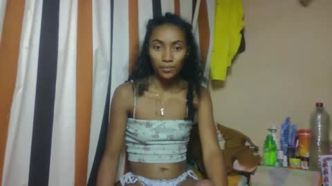 Snapshot of ninaeaa chatting on April 1, 2026, 4:37 pm ninaeaa online show from April 1, 2026, 4:37 pm