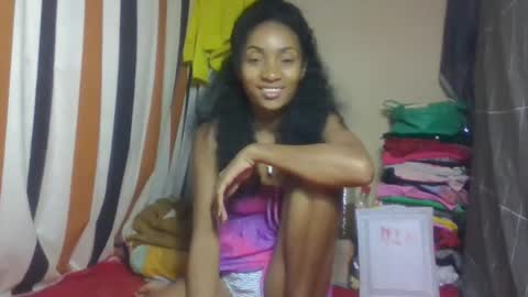 Snapshot of ninaeaa chatting on April 5, 2026, 7:38 am ninaeaa online show from April 5, 2026, 7:38 am