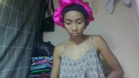 Snapshot of ninaeaa chatting on April 22, 2026, 4:26 am ninaeaa online show from April 22, 2026, 4:26 am