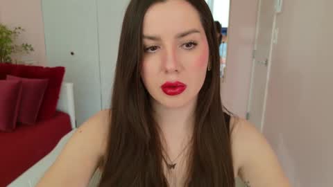 NinaOneil online show from December 3, 2024, 9:56 pm