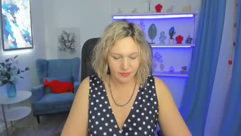 Snapshot of ninastarle chatting on March 13, 2026, 12:45 pm ninastarle online show from March 13, 2026, 12:45 pm