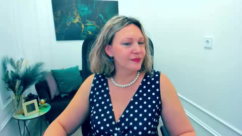 Snapshot of ninastarle chatting on March 21, 2026, 8:19 am ninastarle online show from March 21, 2026, 8:19 am