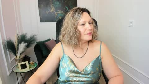 Snapshot of ninastarle chatting on April 12, 2026, 8:30 am ninastarle online show from April 12, 2026, 8:30 am