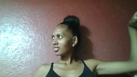 ninie246746 online show from February 24, 2025, 10:37 am