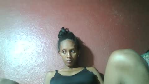 ninie246746 online show from March 10, 2025, 1:32 pm