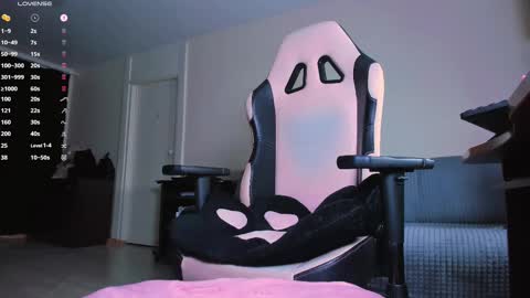 Snapshot of ninjahun chatting on February 12, 2025, 5:37 pm Yumi  ig yumibaee online show from February 12, 2025, 5:37 pm