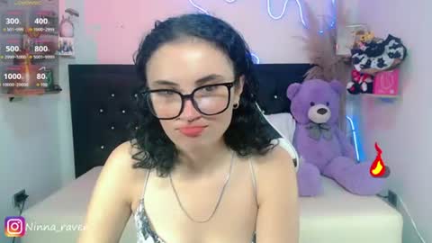 Snapshot of ninna_raven chatting on June 14, 2026, 11:07 pm Ninna online show from June 14, 2026, 11:07 pm