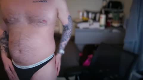 Snapshot of ninvax chatting on April 9, 2026, 2:44 am ninvax online show from April 9, 2026, 2:44 am