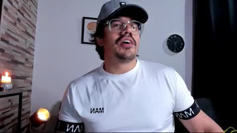 Snapshot of nipsfetich chatting on January 17, 2026, 3:22 am Steven online show from January 17, 2026, 3:22 am