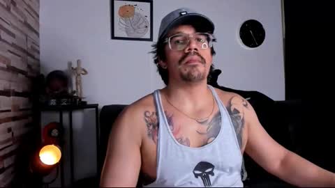 Snapshot of nipsfetich chatting on February 3, 2026, 4:32 am Steven online show from February 3, 2026, 4:32 am