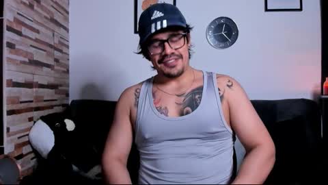 Snapshot of nipsfetich chatting on February 14, 2026, 4:31 am Steven online show from February 14, 2026, 4:31 am