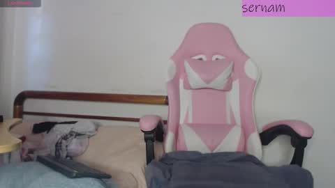 Snapshot of nisernamxxx chatting on October 13, 2025, 9:26 pm Nicolle online show from October 13, 2025, 9:26 pm