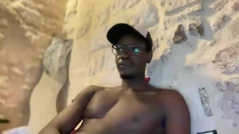 nitammartin85 online show from October 20, 2025, 6:41 pm