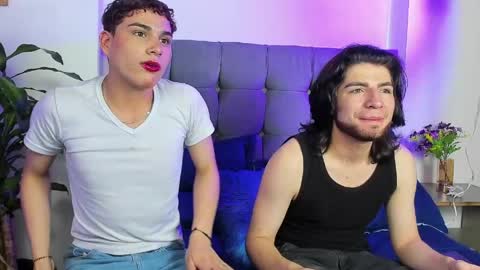 Noa and aaron  online show from May 7, 2026, 7:52 pm