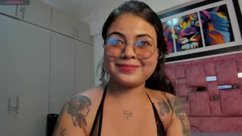Snapshot of noa_luxx chatting on November 1, 2025, 7:49 pm noa_luxx online show from November 1, 2025, 7:49 pm