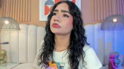 Snapshot of noa_moon chatting on April 26, 2026, 2:42 am Noa online show from April 26, 2026, 2:42 am