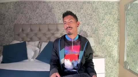 Noah online show from April 14, 2026, 1:33 am