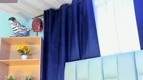 Noah  online show from October 27, 2025, 3:21 am