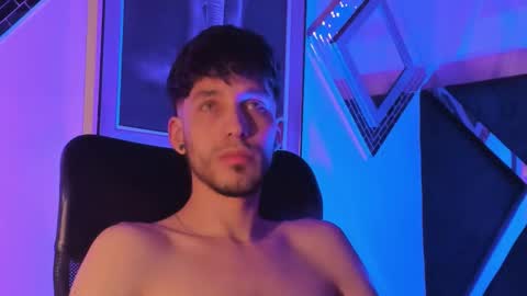 Noah Brigth online show from December 4, 2025, 1:26 am